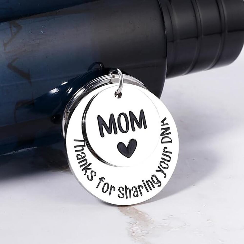 New Mom to Be Gifts for Wife First Time Mommy Keychain Stocking Stuffers for Mom - Picture 4 of 4